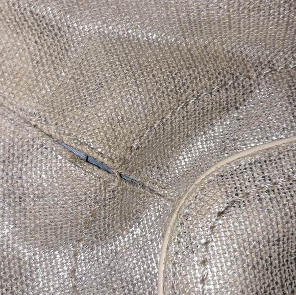 Coach - Picture 6 of 8